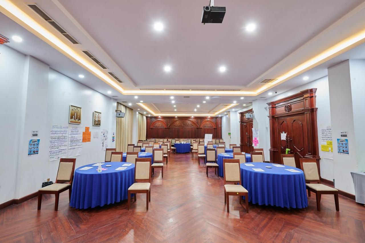 Lbn Asian Hotel Kampong Cham Zewnętrze zdjęcie
