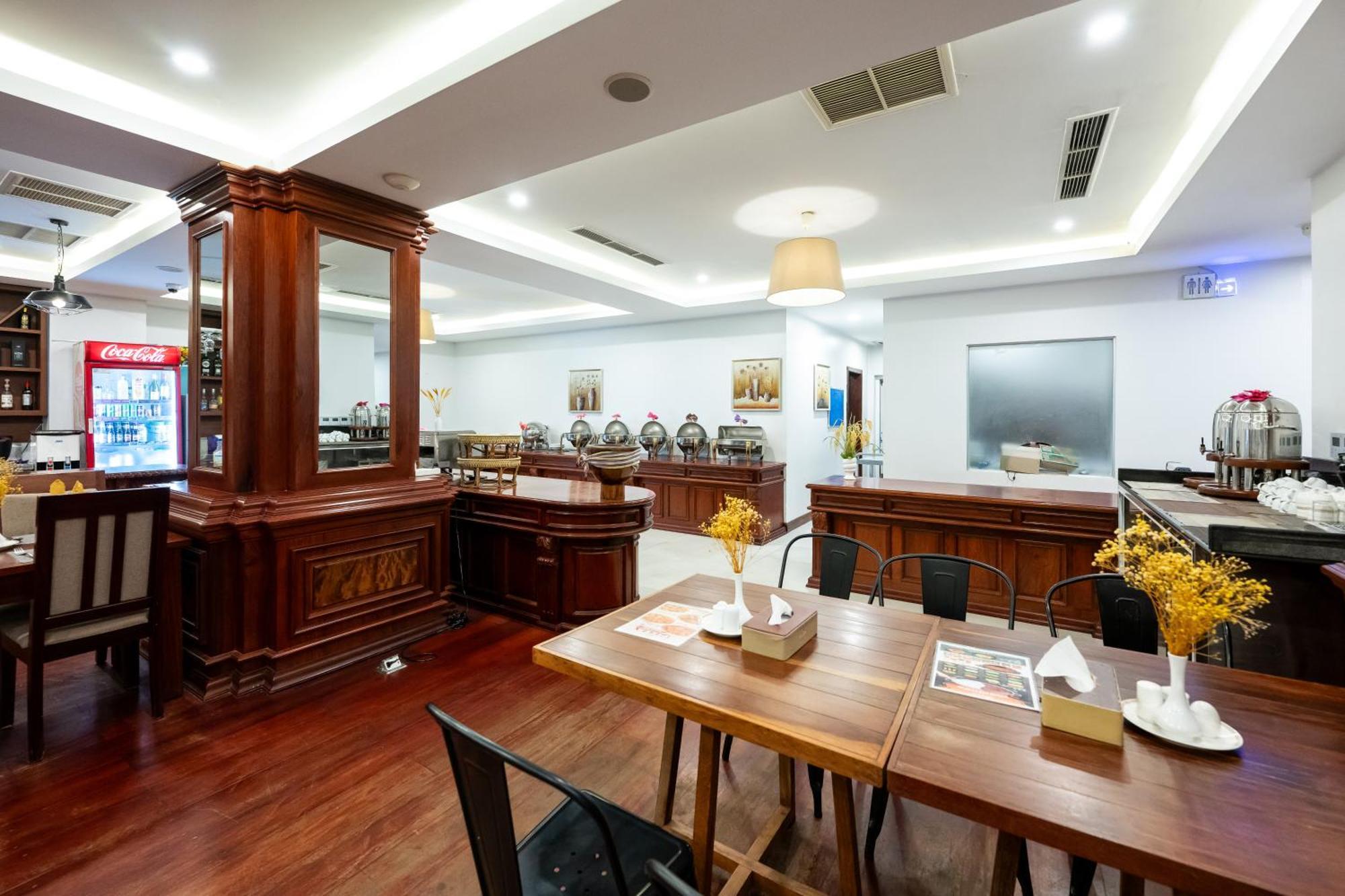 Lbn Asian Hotel Kampong Cham Zewnętrze zdjęcie