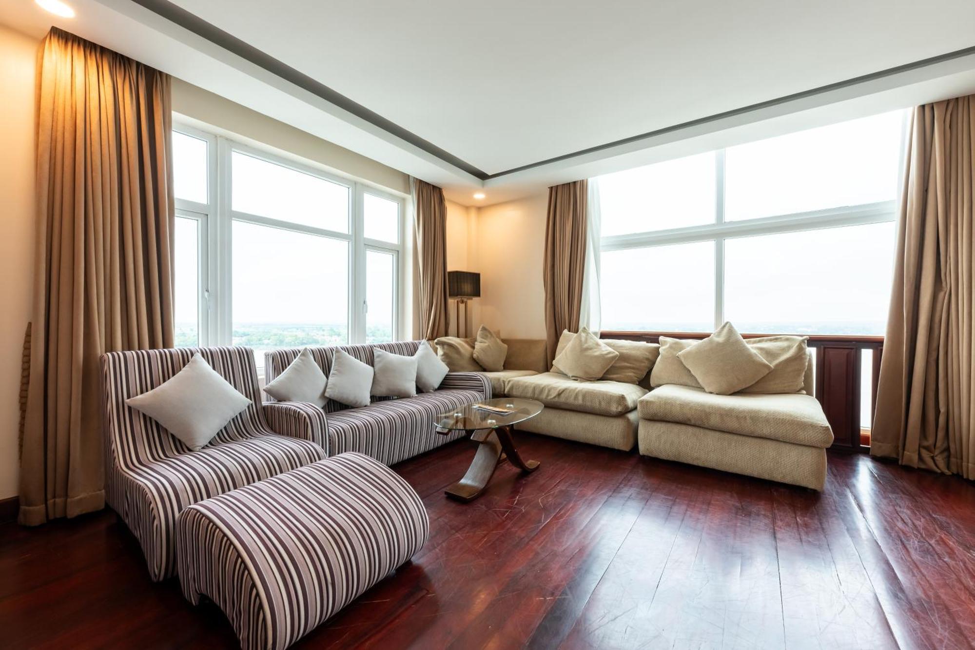 Lbn Asian Hotel Kampong Cham Zewnętrze zdjęcie