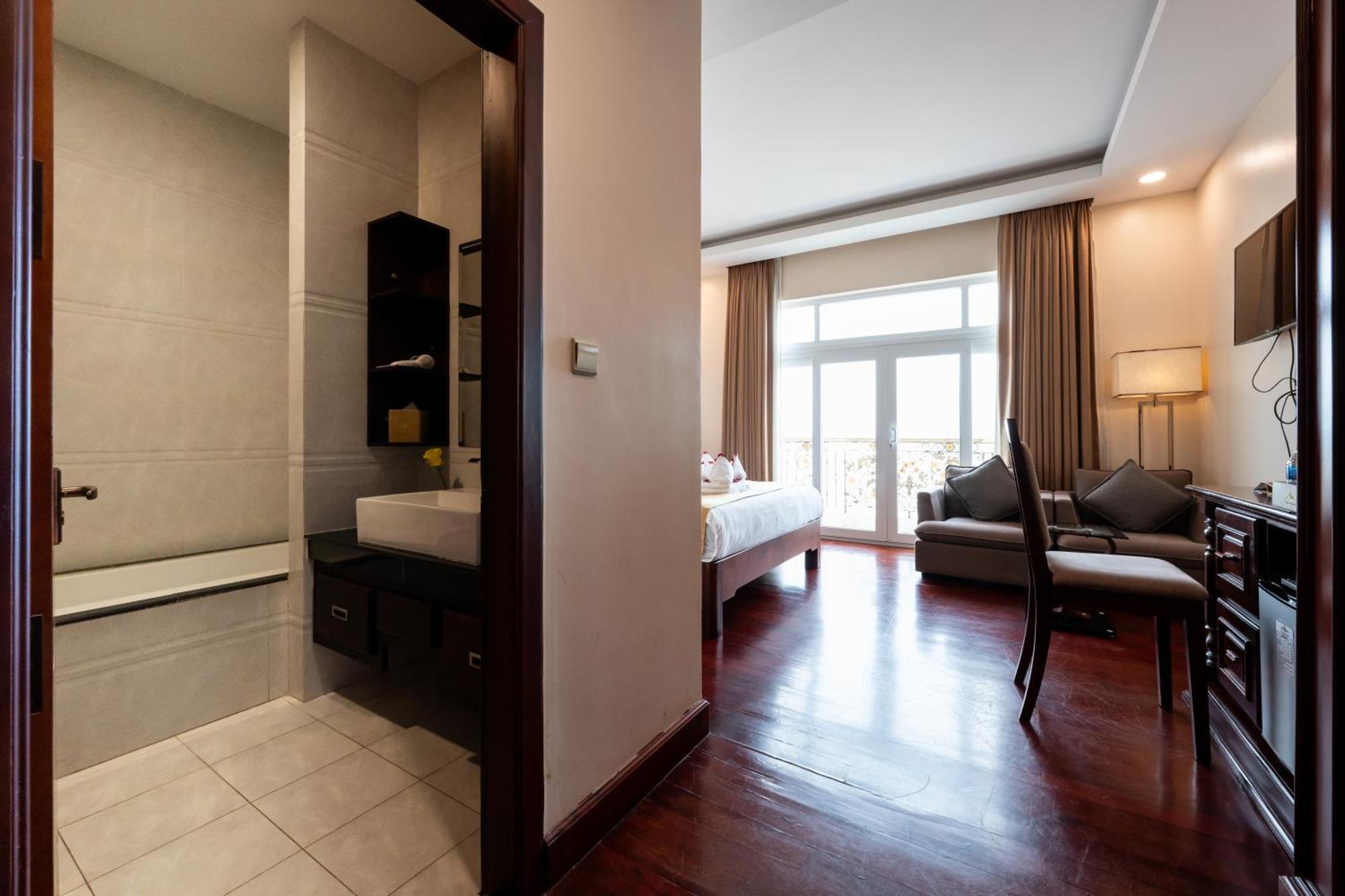 Lbn Asian Hotel Kampong Cham Zewnętrze zdjęcie
