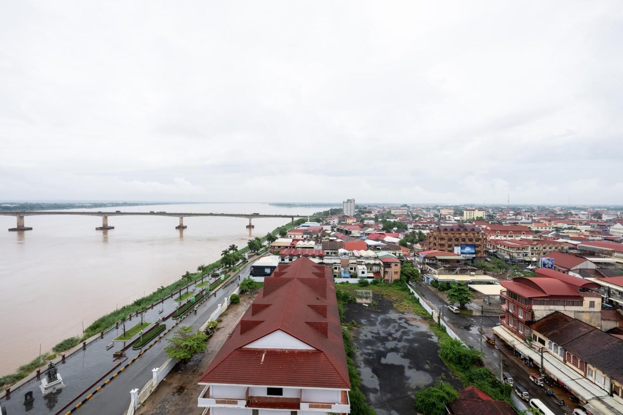 Lbn Asian Hotel Kampong Cham Zewnętrze zdjęcie