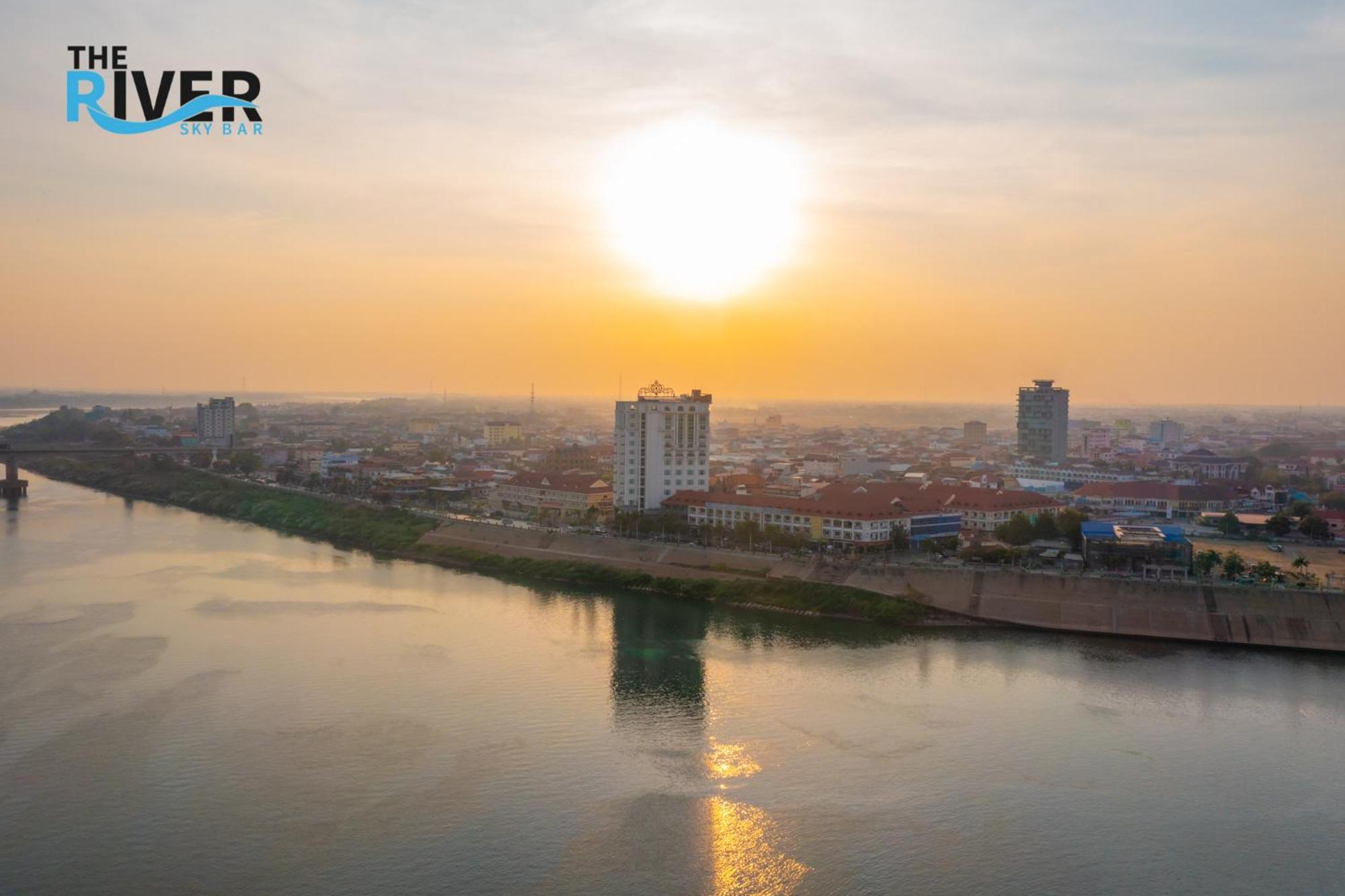 Lbn Asian Hotel Kampong Cham Zewnętrze zdjęcie